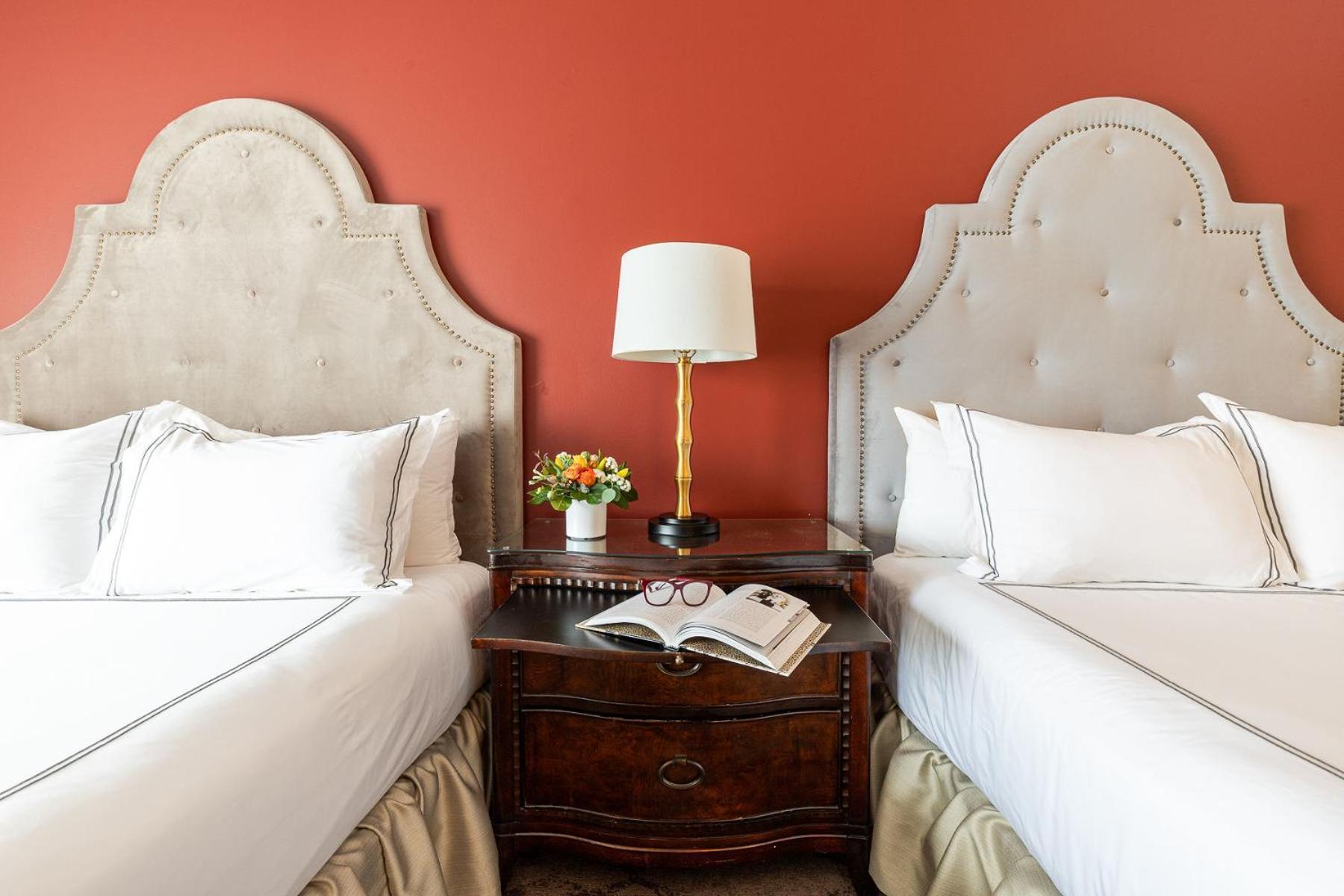 Old Stone Boutique 4*
